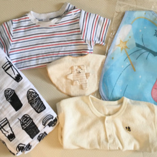 子ども服　女児　50〜70 80〜90 90〜110 おもちゃの画像