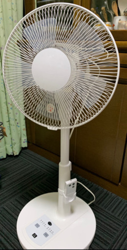 取引中　週末お値下げ！リモコン付扇風機