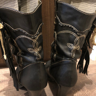 リズリサの黒ブーツの画像