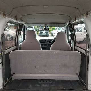 H20年　サンバーバン　145000km　基本装備の画像