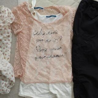 ほぼ未使用 洋服の画像