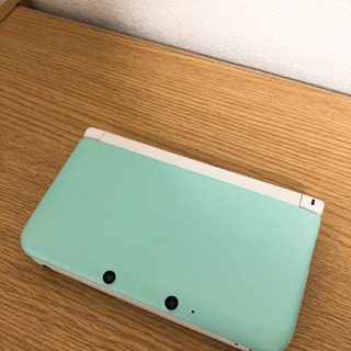 【Nintendo 3DS LL】ミント×ホワイト　中古