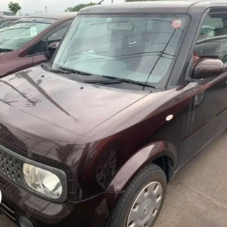 日産　CUBE キューブ