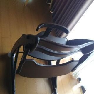 木製ベビーチェア 超美品 ダークブラウンの画像