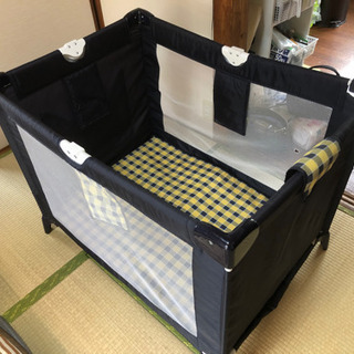 折畳式　ベビーベッド　使用回数少ない　値下げしました