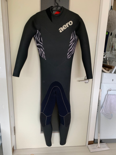 セミドライスーツ5ミリ/3ミリ中古