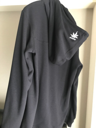 drestripドレストリップ  パーカー