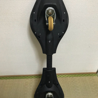 リップスティック キャスターボード の画像