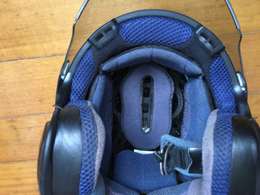 取引中。値下げできます。Arai ヘルメット