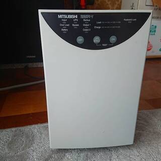 あげます CVCF型UPS 三菱 FREQUPS-V AC100V 1KVA 要修理品の画像