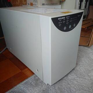 あげます CVCF型UPS 三菱 FREQUPS-V AC100V 1KVA 要修理品の画像