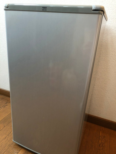 AQUA 75Lコンパクト冷蔵庫　2013年製
