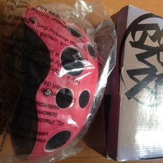 スポーツヘルメット赤Sと白ｍセットの画像