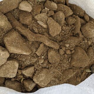 【無料】砂利入り土お譲りします