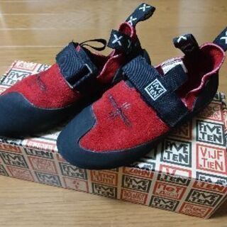 (11/29　更に値下げしました)ボルダリングシューズ