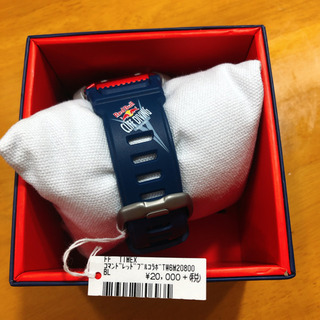 TIMEX Red Bullコラボ【新品、未使用】の画像
