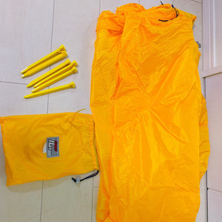 キャンプ用品　　ツエルト