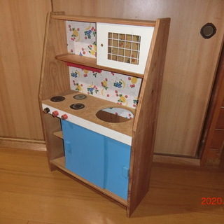 ままごとキッチン棚（値下げ）