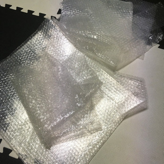 気泡緩衝剤（プチプチ）