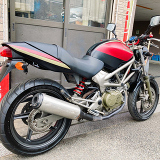 ホンダ　VTR250 赤黒の画像