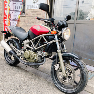 ホンダ　VTR250 赤黒の画像