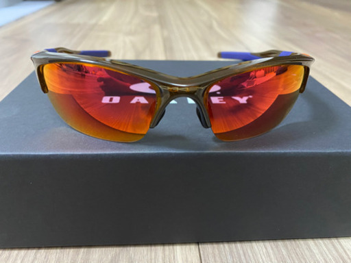 新品未使用！オークリーのカスタムサングラス