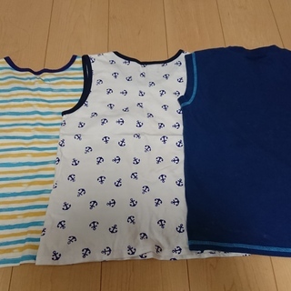 【男の子　150/140cm】タンクトップ3兄弟の画像