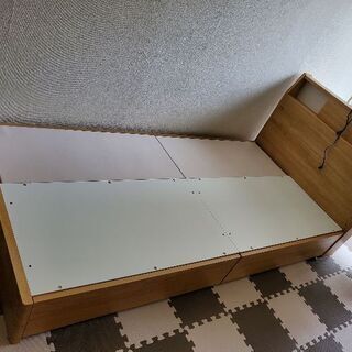 シングルベッドを売ります。の画像