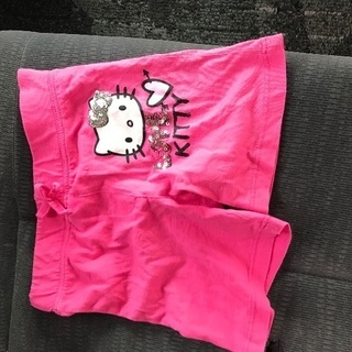 子どものようふくの画像