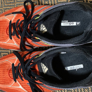 adidasランニングシューズ