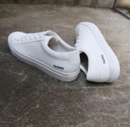 ヒカル ロコンド 靴 宮迫 YouTube