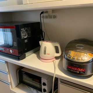 食器棚の画像