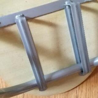 折り畳み椅子の画像