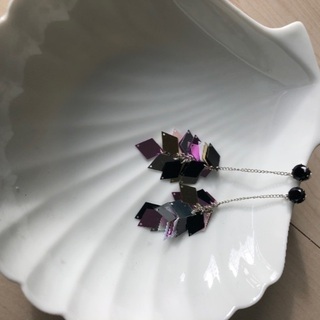 ハンドメイドピアス（スパークリング）