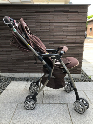 ベビーカー　アップリカ