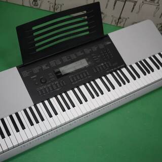 美品 カシオ 電子キーボード WK-220 76標準鍵 ベーシックタイプ ケース付 の画像