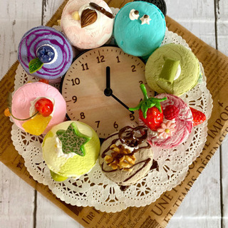 ⭐️マカロンのバラエティーパック時計⭐️の画像