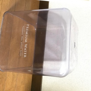 ウォーターサーバーカバー、トレー