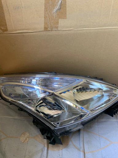 ✨日産ティアナヘッドライト✨