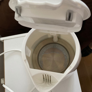 電気ケトルの画像