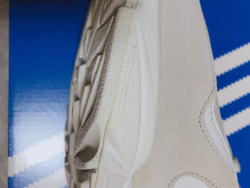 未使用adidas Originals スニーカー　メンズ　27.5cm