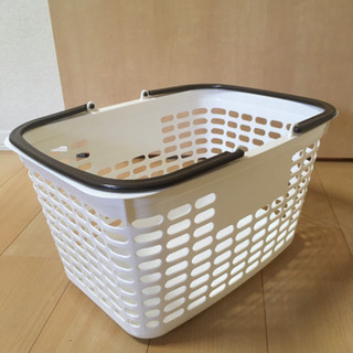 差し上げます　洗濯かご
