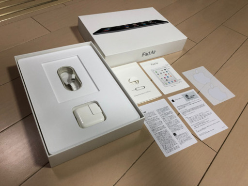 【取引終了】国内版SIMフリーモデル iPad Air（第１世代）16GB スペースグレイ MD791J/B【ジャンク品】