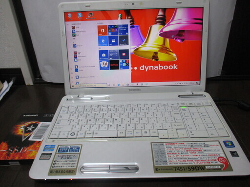 【美品爆速】東芝dynabook T451/59DW ／新品ＳＳＤ２４０ＧＢ／新品バッテリー／Corei7ノートパソコン　リカバリー済 中古動作品
