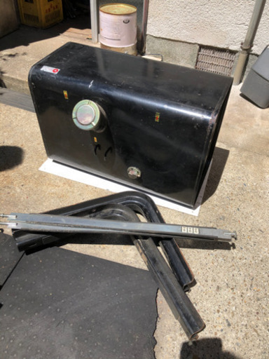 サブタンク　150リットル 未使用　トラック