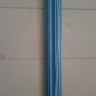 水色ワイヤー　長さ110ｃｍ、太さ2～3ｍｍ、20本