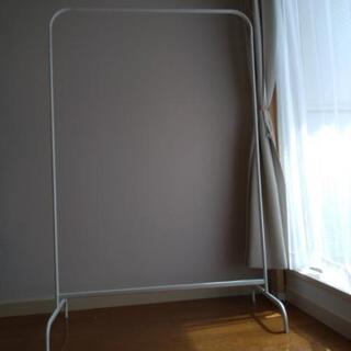 室内物干し　IKEAハンガーラック