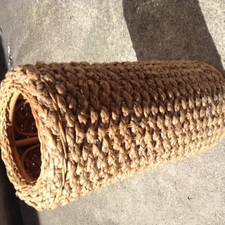 籐製のおしゃれな傘立て