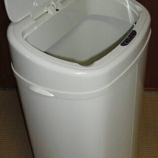 ゴミ箱 縦型 センサー 自動開閉式 ダストボックス 68L S...