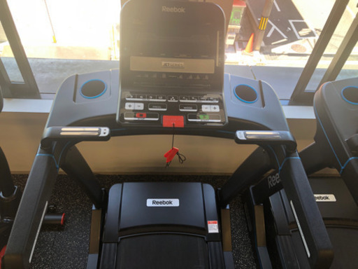 【値下げしました】Reebok JET300 トレッドミル ランニングマシン　家庭用